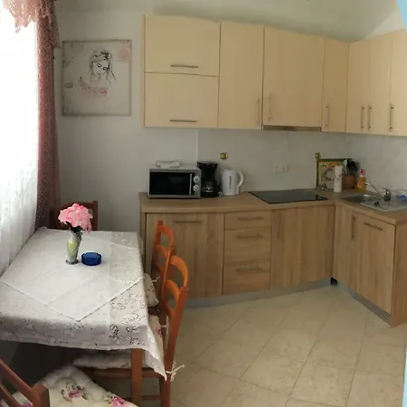 Apartment M&m Terzic *