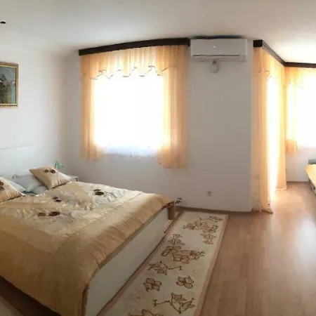 Apartment M&m Terzic